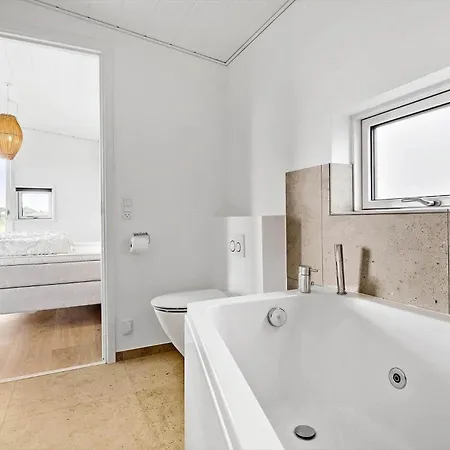 84168-ebeltoft-skonnertvej-17 Nyaraló *